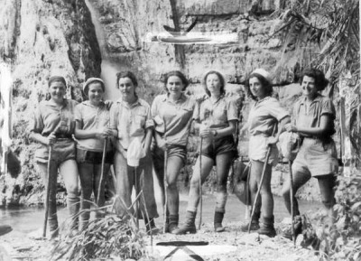 Palmach women 1942